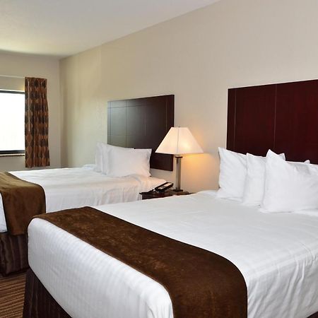 Cobblestone Inn & Suites - Clarion Exterior photo