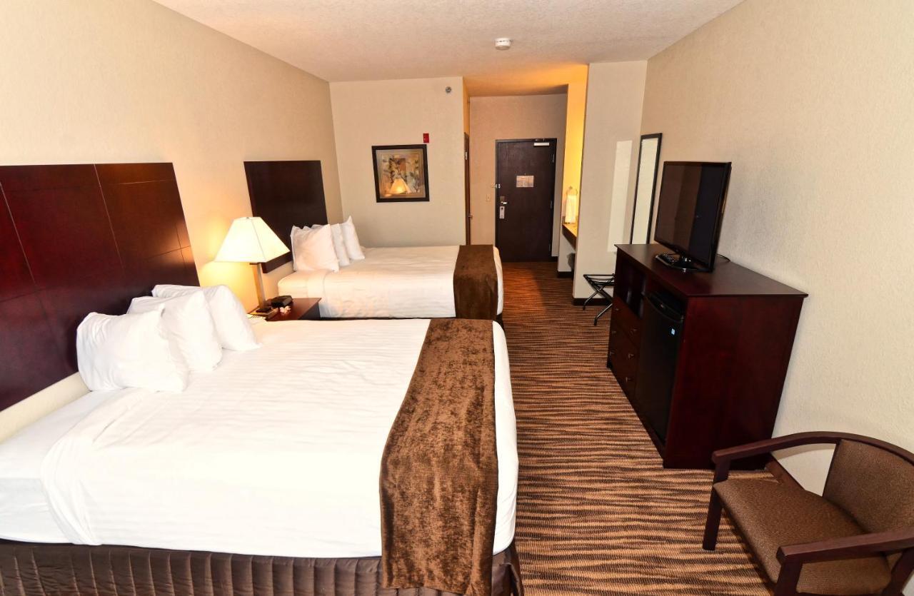 Cobblestone Inn & Suites - Clarion Exterior photo