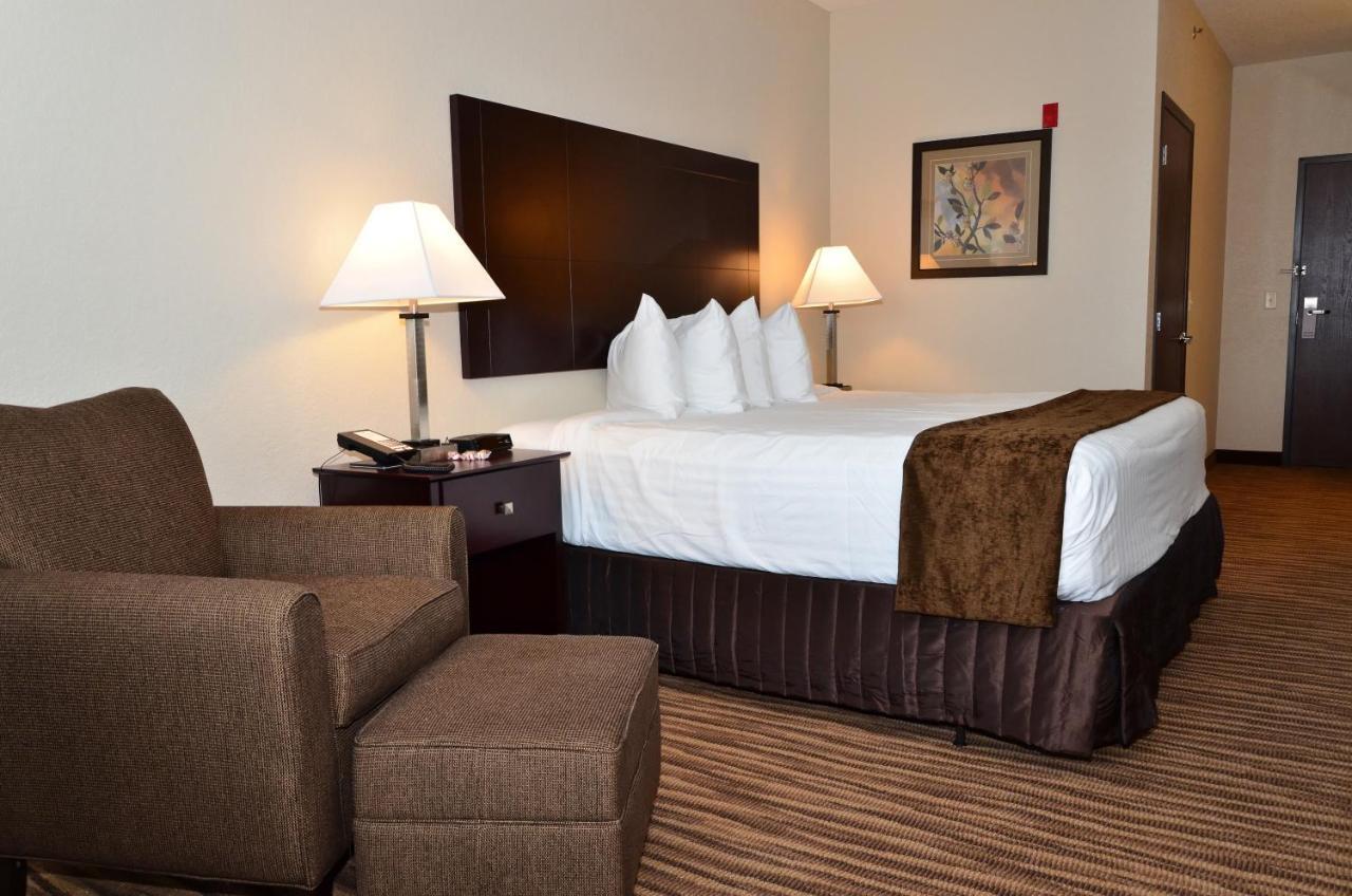 Cobblestone Inn & Suites - Clarion Exterior photo